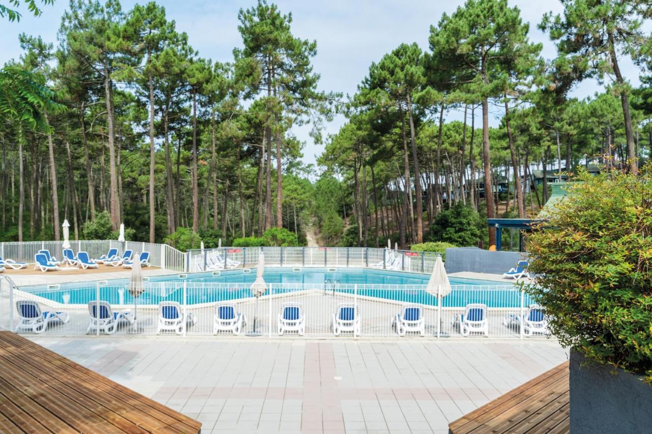 Residence Les Cavales Carcans Bagian luar foto