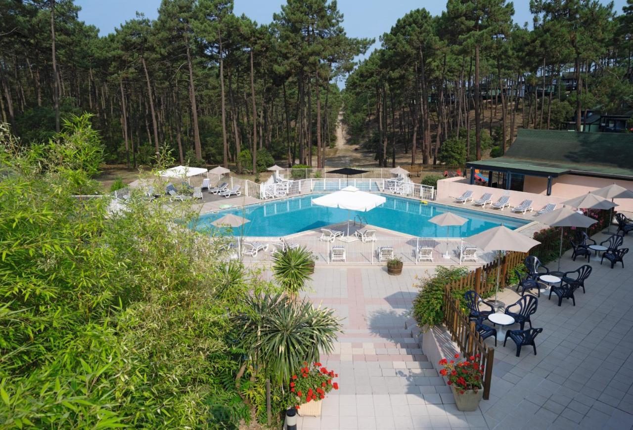 Residence Les Cavales Carcans Bagian luar foto